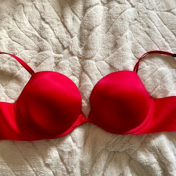 Victoria's Secret Love Cloud Push-Up Plunge Bra - Picture 3 of 7